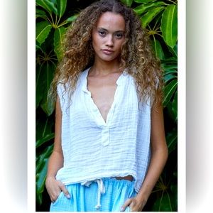 9 Seed sleeveless top in lightweight gauze size M/L